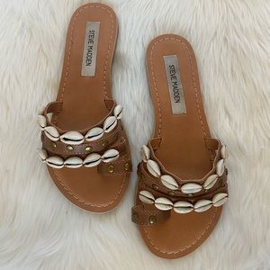 Steve Madden Brown Puka Shell Sandals / Size 7